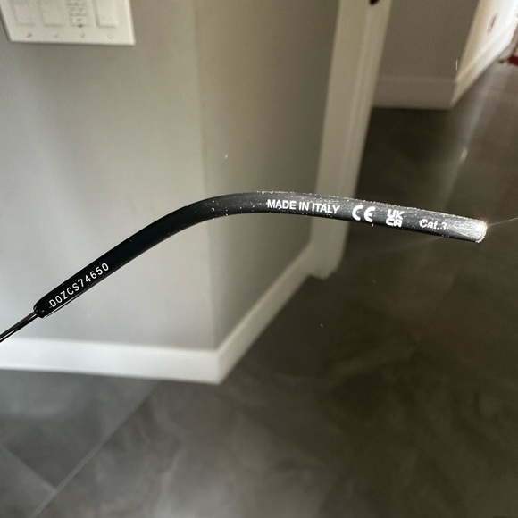 YSL Black Aviator Sunglasses - Picture 8 of 9